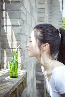 鹿晗被反对公开恋情-鹿晗公开恋情后舆论风向为何分化严重
