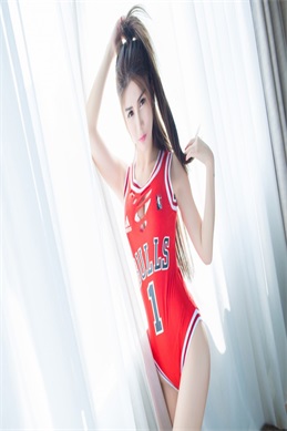 爱情公寓3 女酒保-女酒保扮演者资料与剧中角色戏份回顾